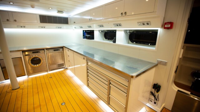 Dive Locker and Laboratory Installation